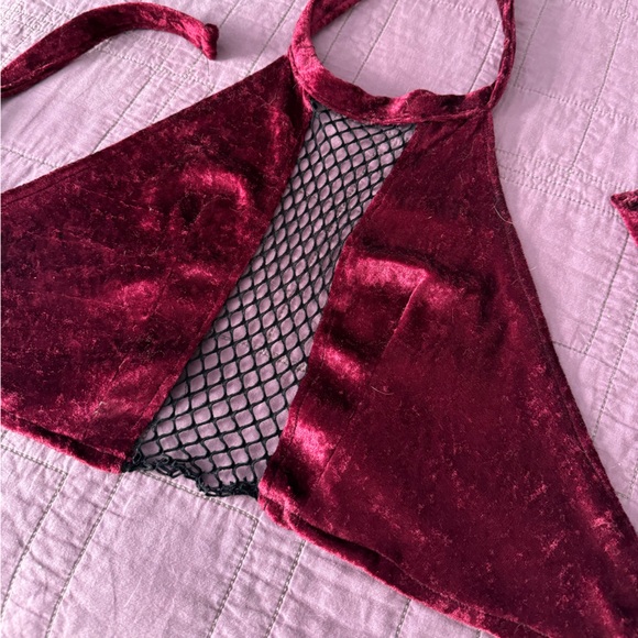 Velvet halter - Picture 3 of 3